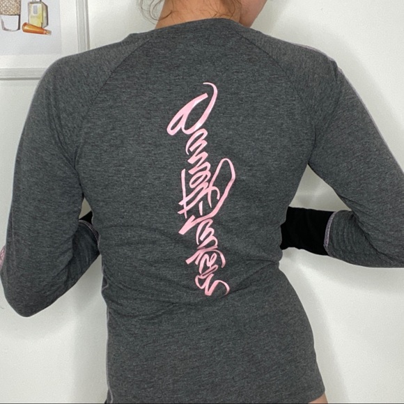 *SOLD ON DEPOP* Barrett Jackson Long Sleeve - Picture 4 of 6